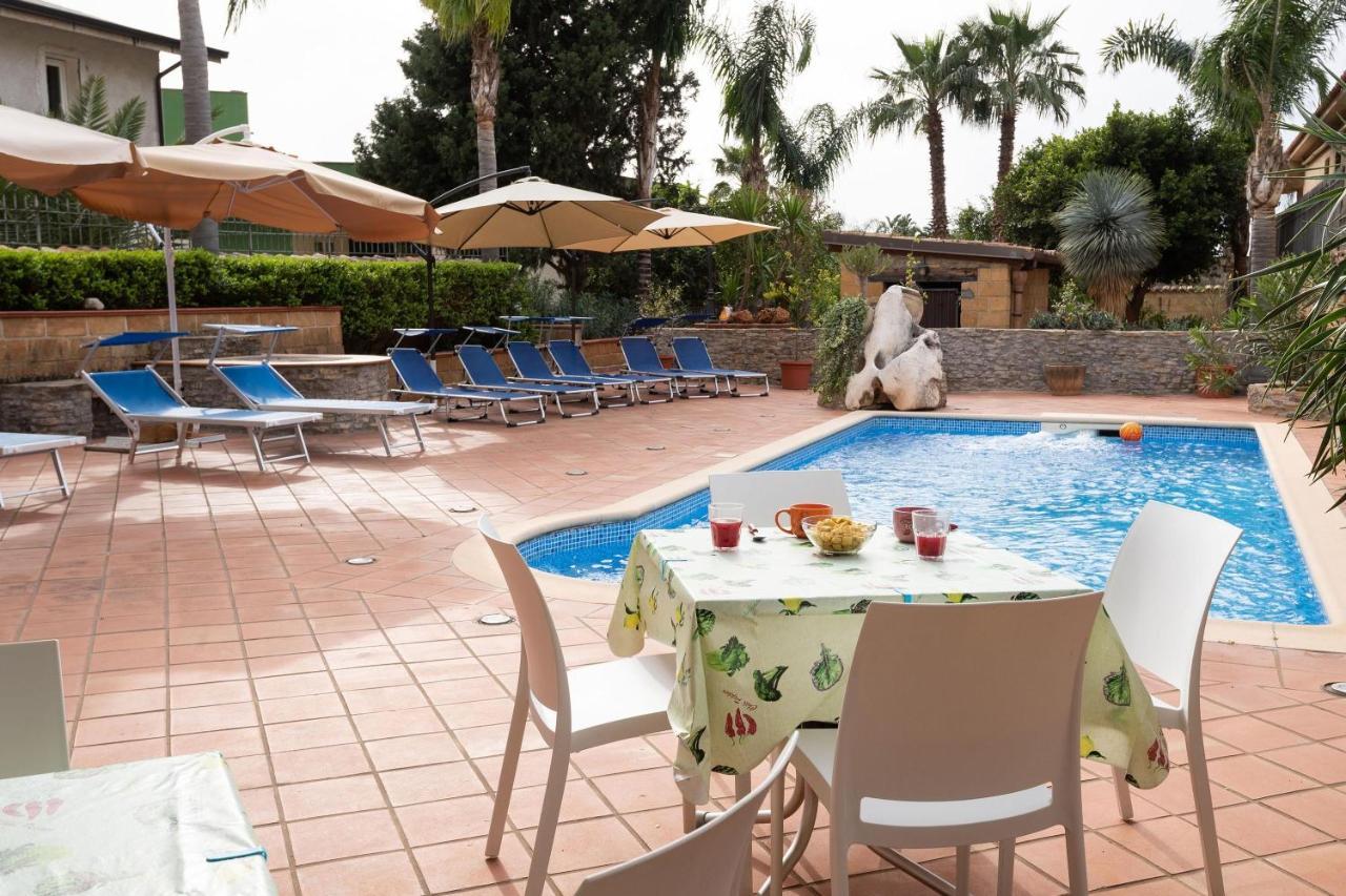 Alelida Villa Con Piscina Cinisi Exterior photo